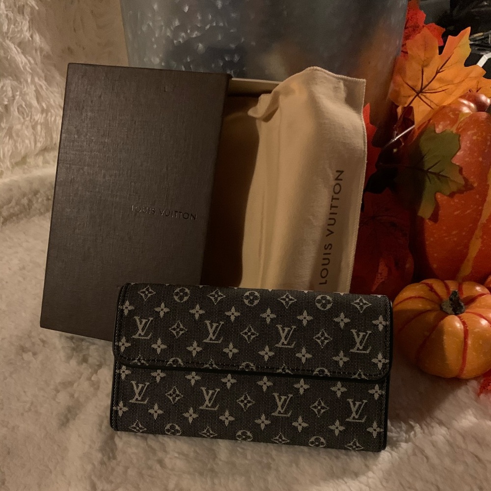 Auth Louis Vuitton Monogram Mini Lin Idylle Wallet